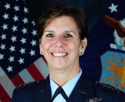 ພົນເອກຍິງຜູ້ທຳອິດຊີ້ນຳກອງບັນຊາການປ້ອງກັນອາກາດອາເມລິກາເໜືອ